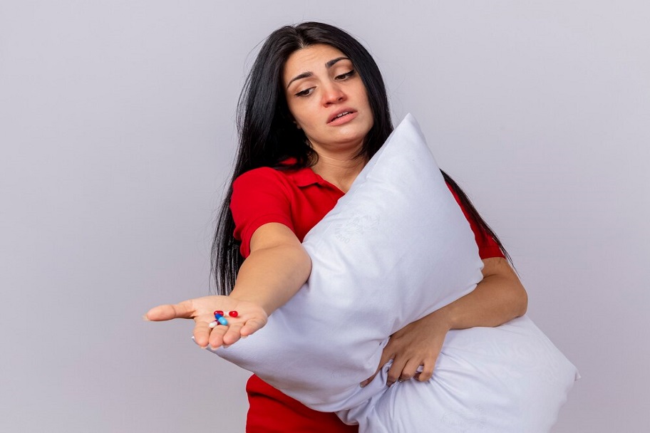https://whyhealthline.com/wp-content/uploads/2023/02/sleeping-without-a-pillow.jpg